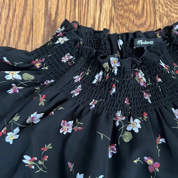 Madewell Flower Blouse - Picture 4 of 8